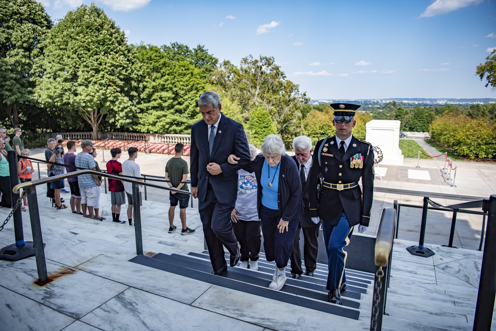 Defense POW/MIA Accounting Agency Participates in a Public Wreath-Laying at the Tomb of the Unknown Soldier