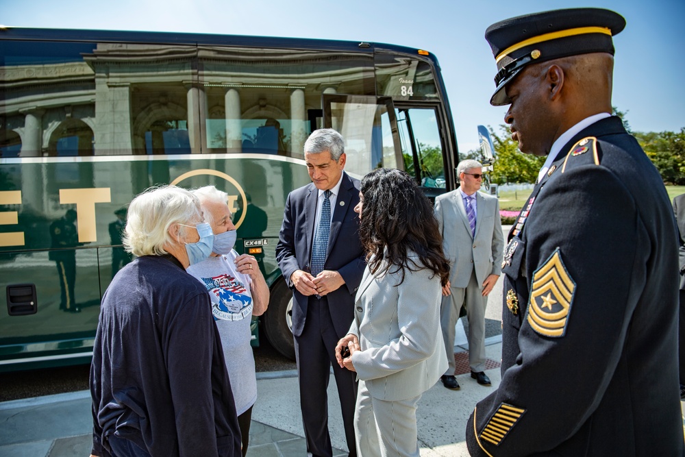 Defense POW/MIA Accounting Agency Participates in a Public Wreath-Laying at the Tomb of the Unknown Soldier