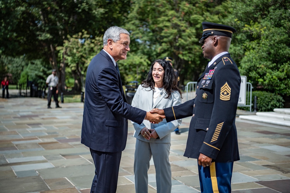 Defense POW/MIA Accounting Agency Participates in a Public Wreath-Laying at the Tomb of the Unknown Soldier