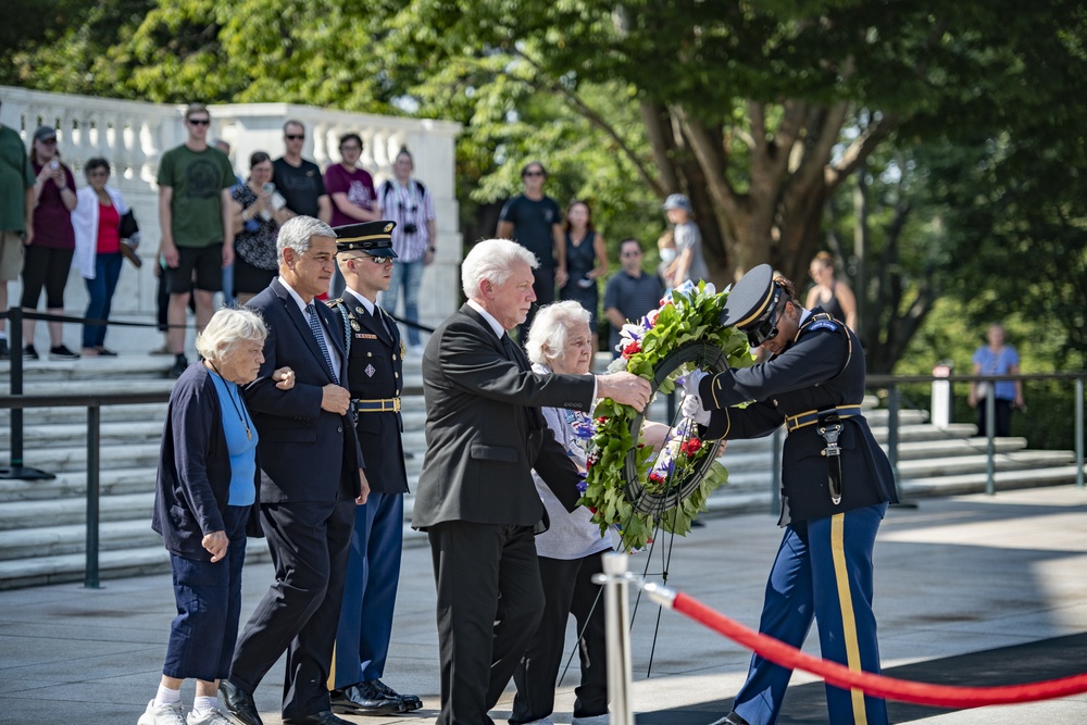 Defense POW/MIA Accounting Agency Participates in a Public Wreath-Laying at the Tomb of the Unknown Soldier