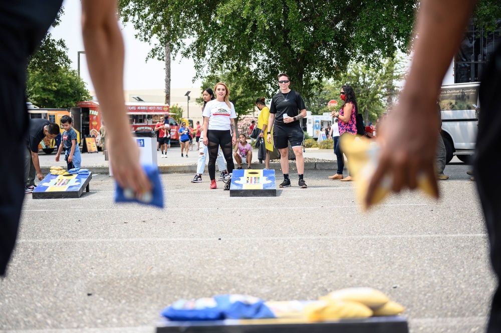 Travis AFB holds end of summer event, encourages togetherness