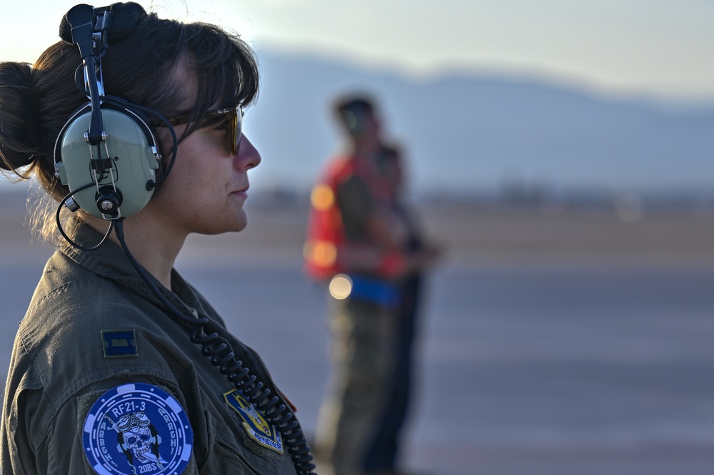 Red Flag Nellis: Night moves with B-52 crews