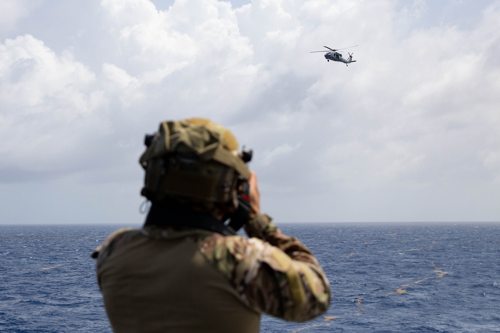 HSC 22 Seahawk Helicopter Transfers Suspected Contraband