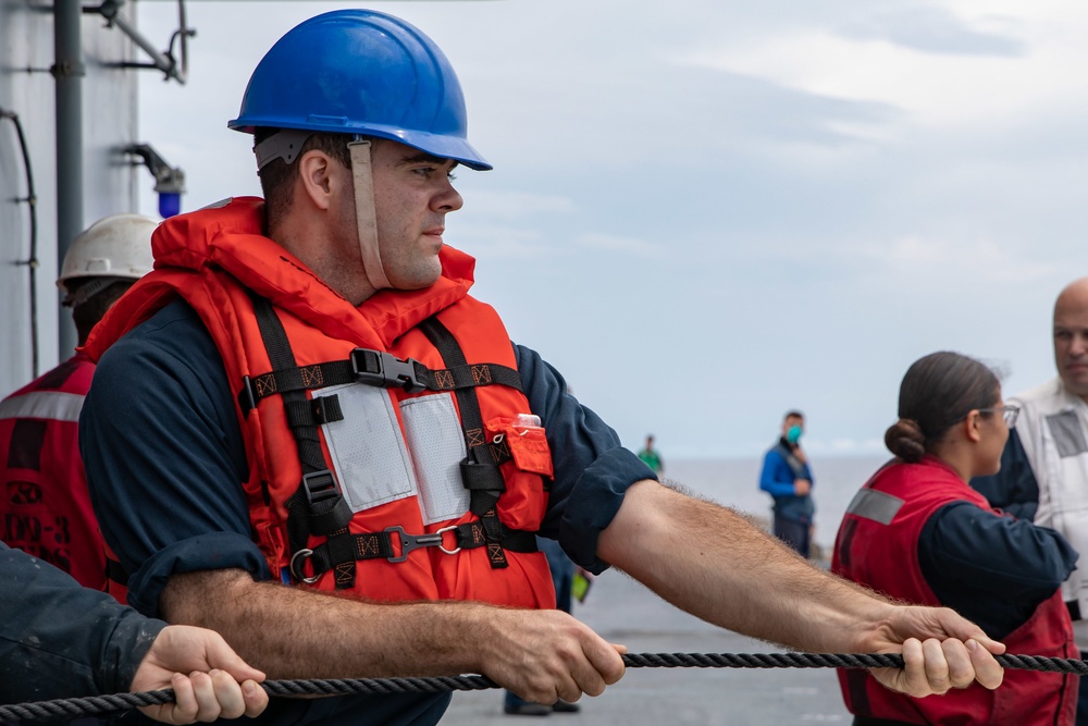 Kearsarge Fueling At Sea