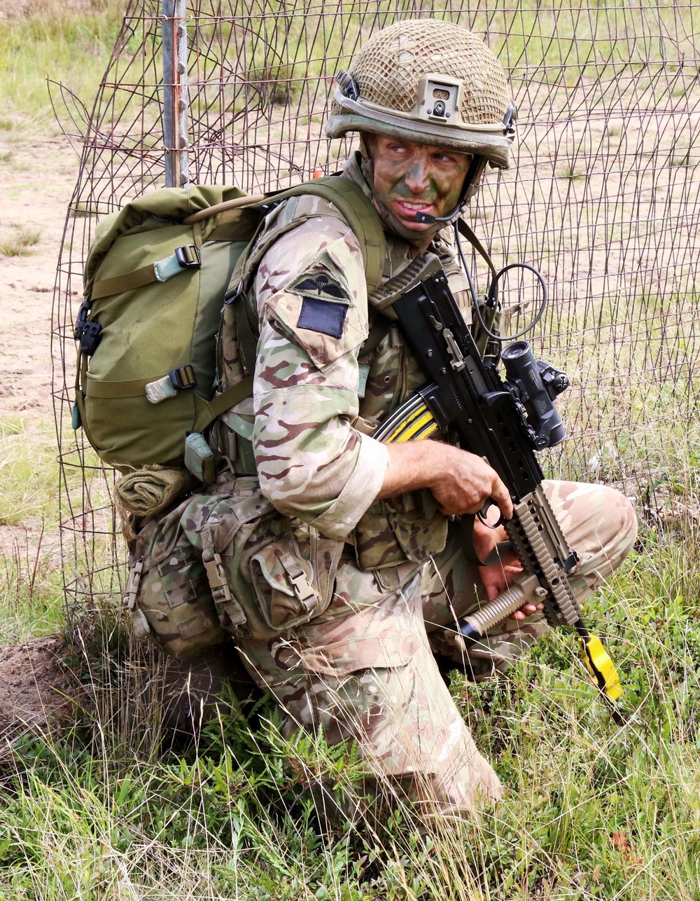 British Parachute Regiment train in Michigan