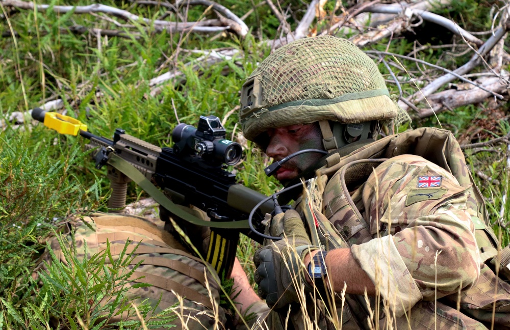 British Parachute Regiment train in Michigan