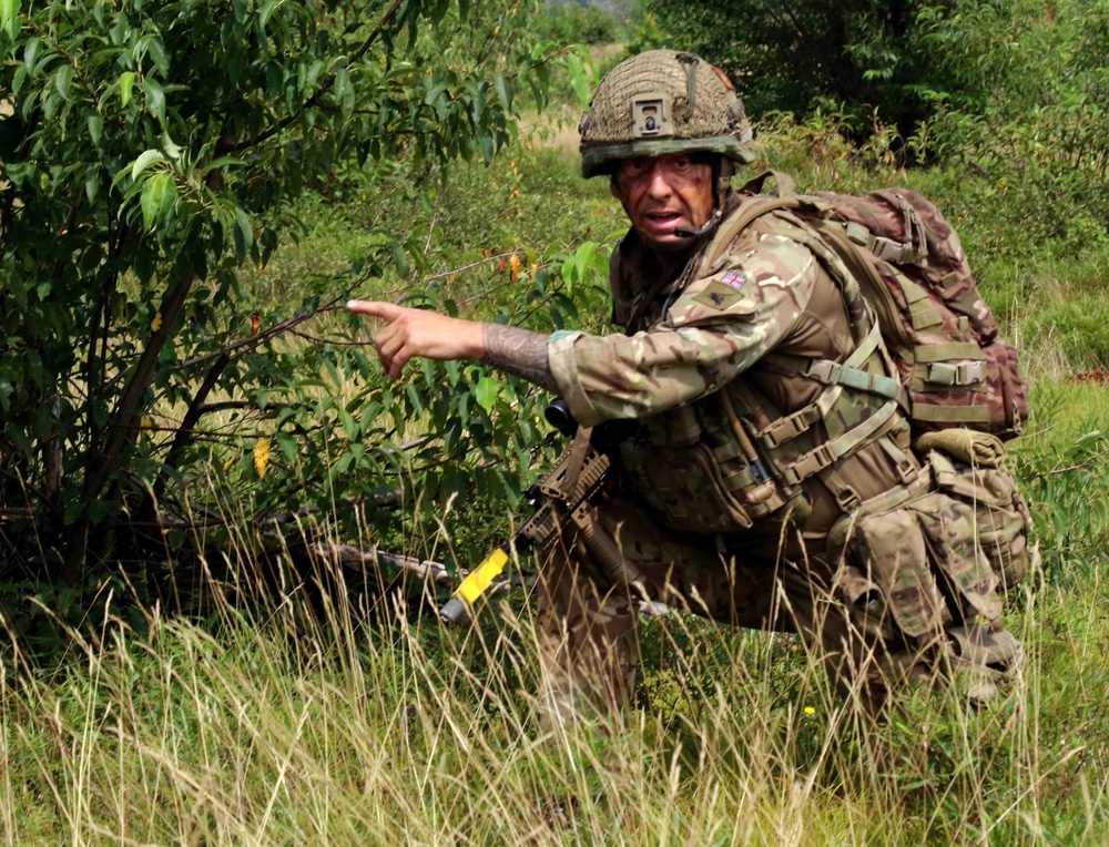 British Parachute Regiment train in Michigan