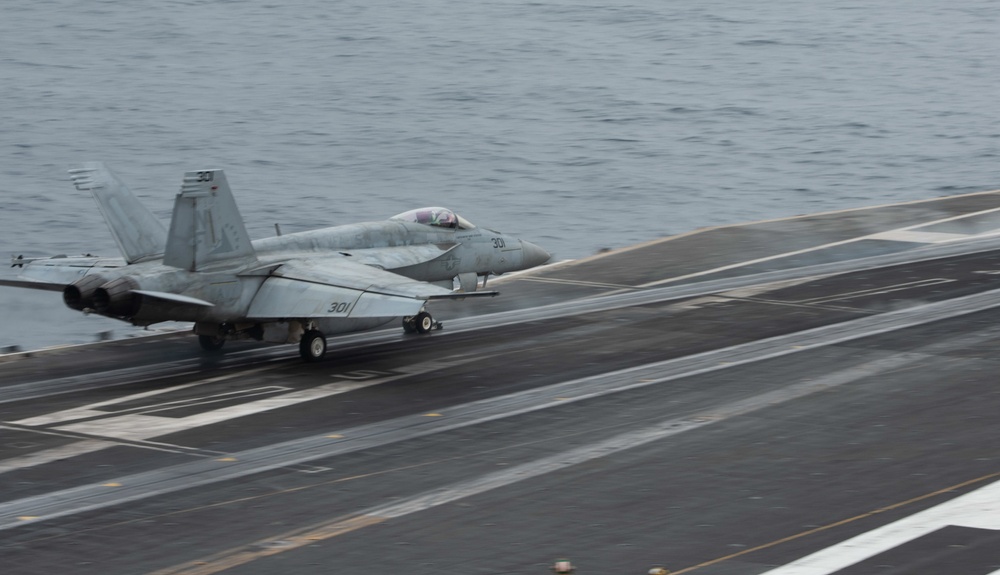 USS Ronald Reagan (CVN 76) Flight Operations