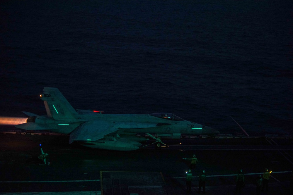 USS Ronald Reagan (CVN 76) Flight Operations