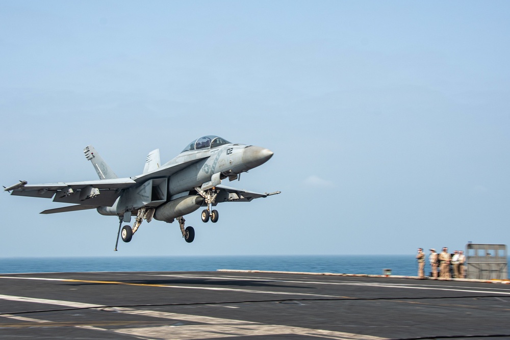 USS Ronald Reagan (CVN 76) Flight Operations