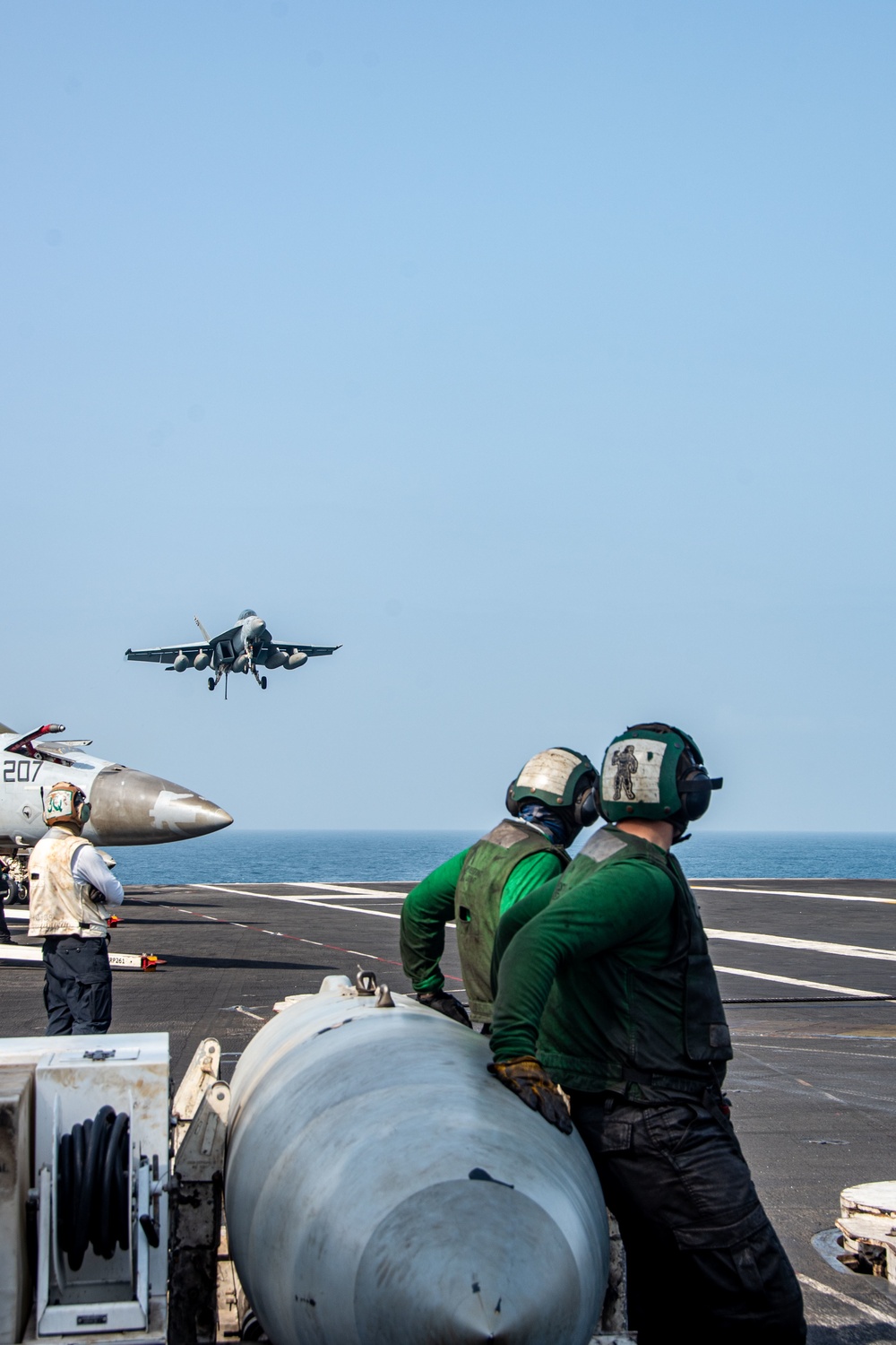 USS Ronald Reagan (CVN 76) Flight Operations