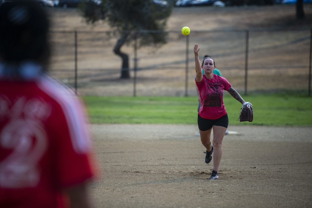 Travis AFB holds end of summer event, encourages togetherness