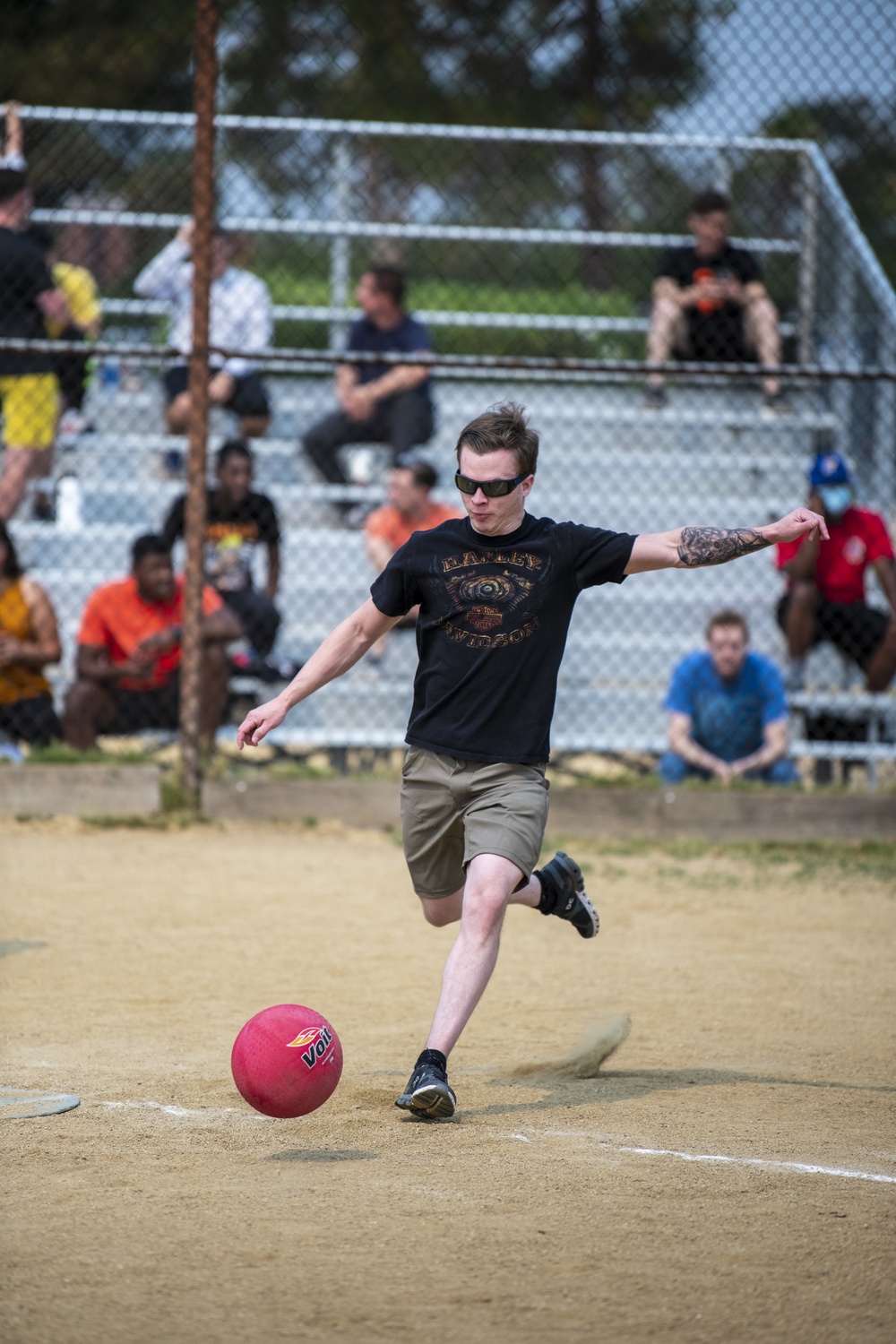 Travis AFB holds end of summer event, encourages togetherness