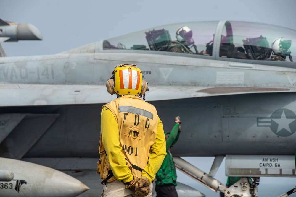 USS Ronald Reagan (CVN 76) Flight Operations