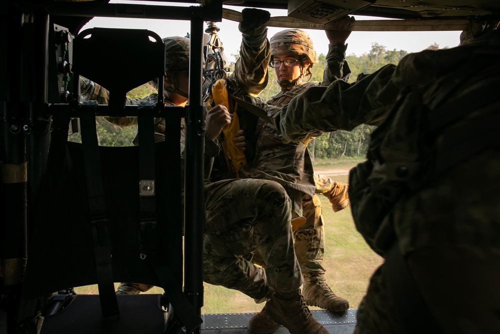 Garuda Shield 2021: Jungle Penetrator Hoist Training