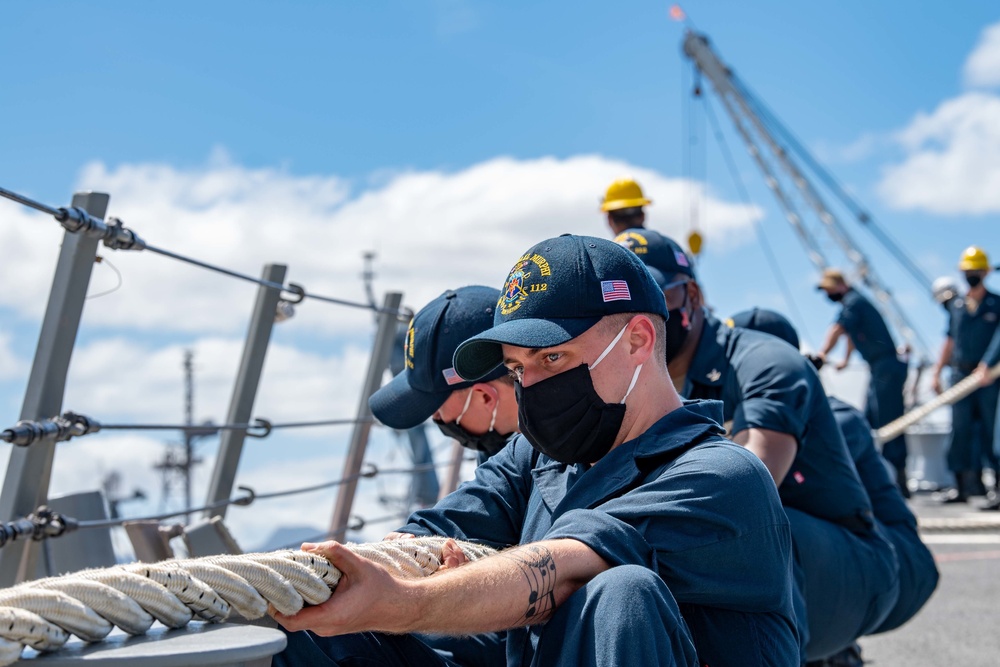 Sailors Conduct Line Handling During Sea and Anchor Detail