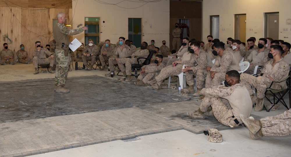 Air Force, Marines train side by side