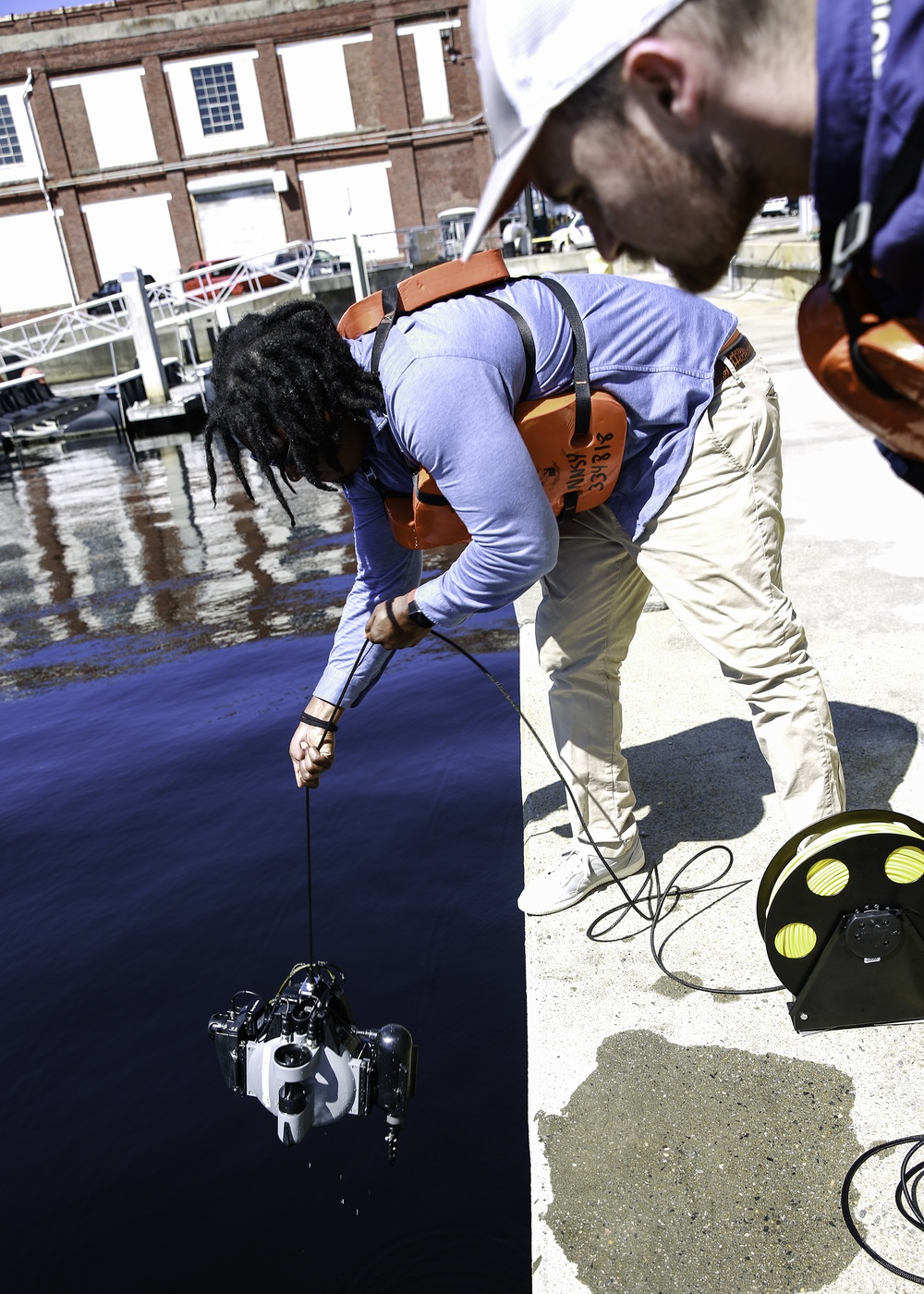 NNSY Uses Innovative Underwater ROV Technology for Inspections