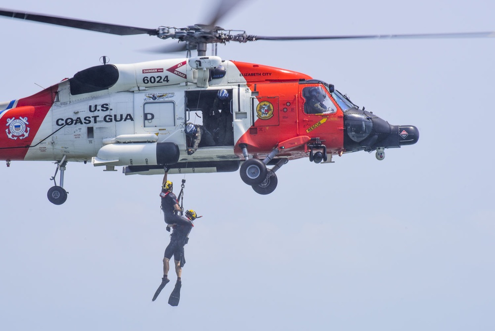 Coast Guard conducts helicopter hoist training off Virginia coast