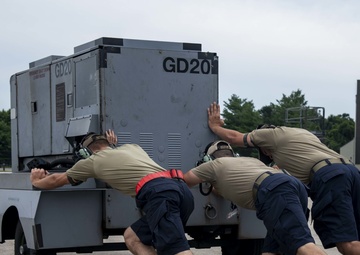 New shorts keep Dover AFB maintenance Airmen cool