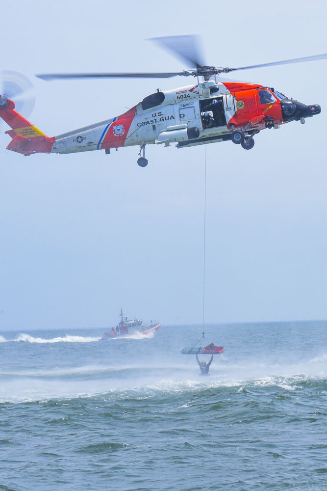 Coast Guard conducts helicopter hoist training off Virginia coast