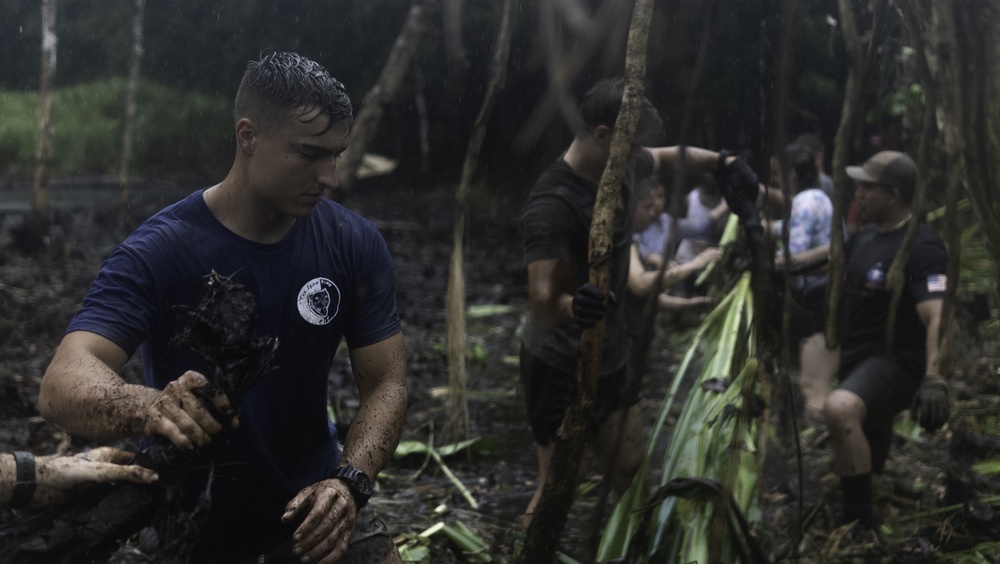 Task Force Koa Moana 21 Marines Assist the Local People of Palau in Cleaning Lake Ngardok