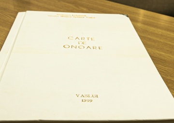 American Corners brings books, knowledge to Romanian community