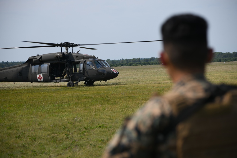 National Guard runs rescue hoist training for Marine, Army Reserve