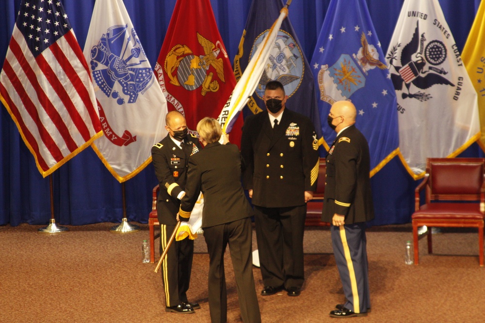 Davis assumes authority of Walter Reed National Military Medical Center