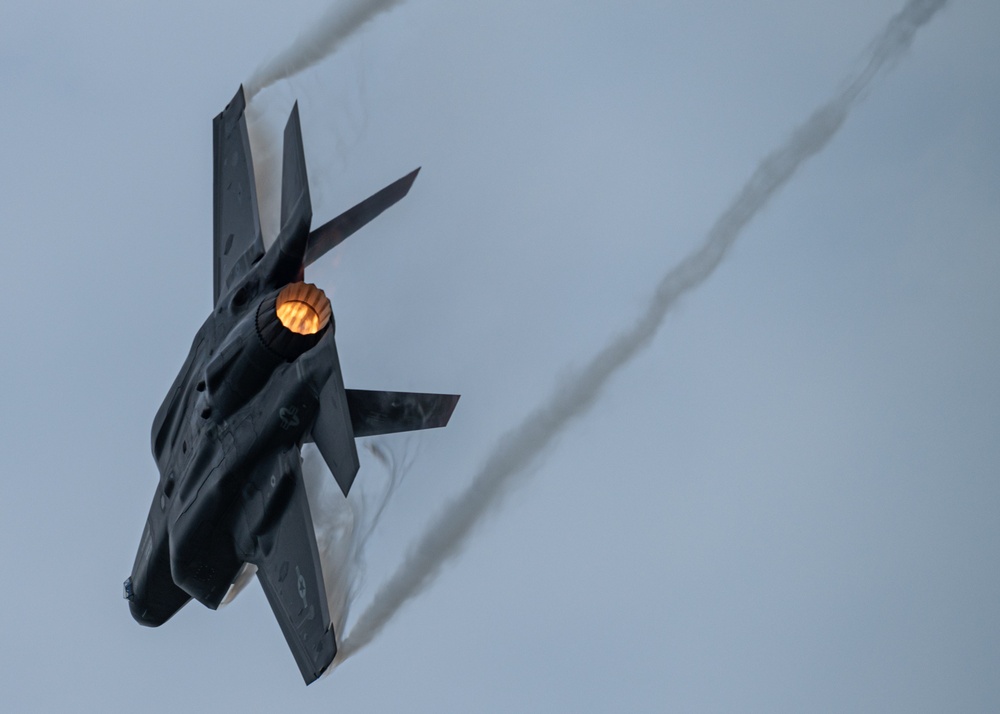 F-35 Demonstration Team at 2021 Thunder over Michigan Air Show