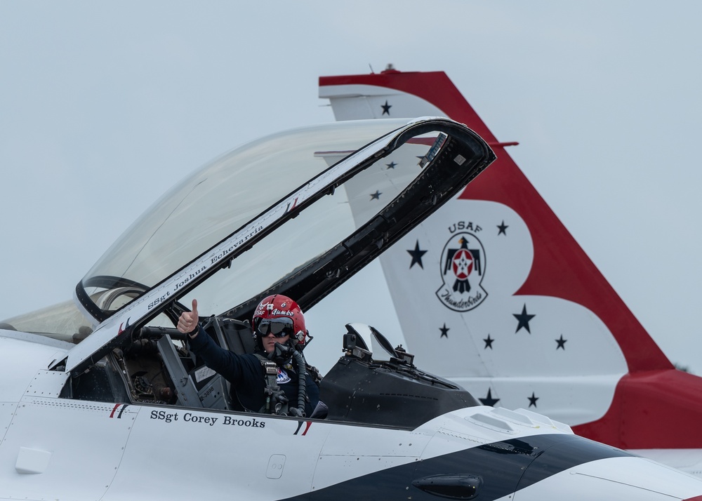 F-35 Demonstration Team at 2021 Thunder over Michigan Air Show