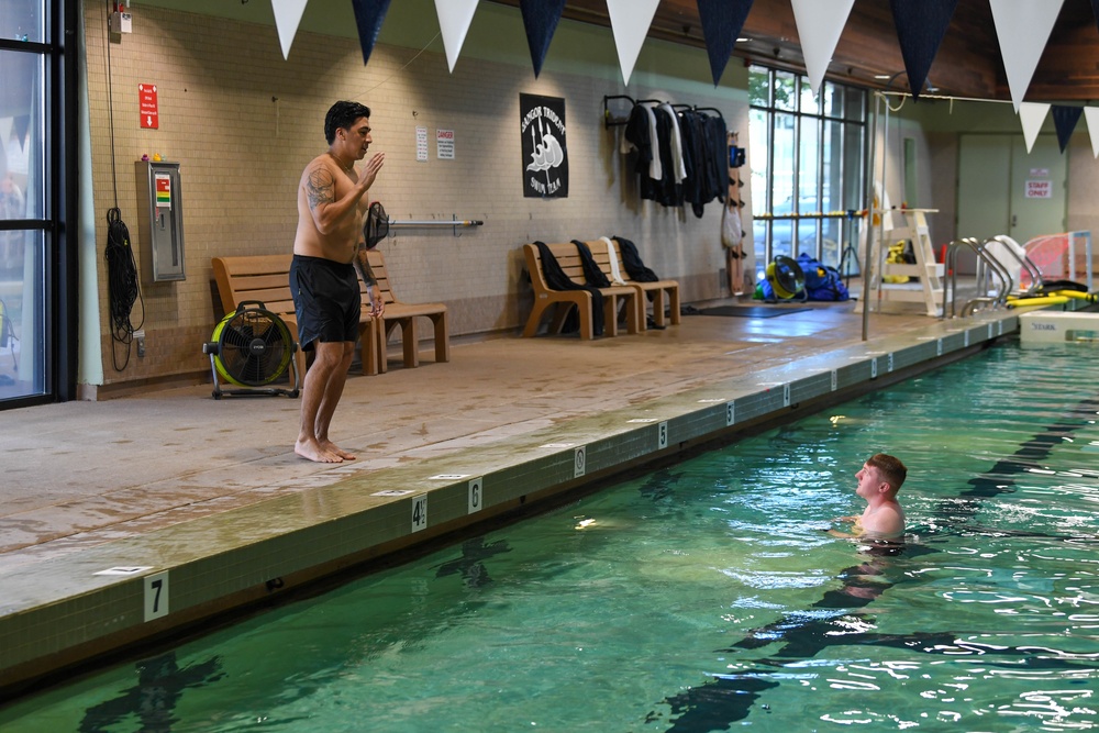 NROTC Midshipmen Complete Swim Qualifications During Sea Trials 2021