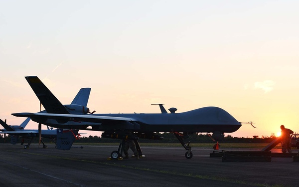 Airman prep MQ-9 for sortie