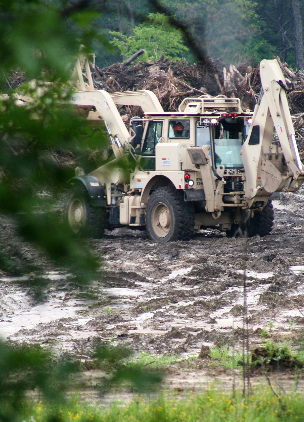 950th Engineer Company Soldiers work on troop project at Fort McCoy