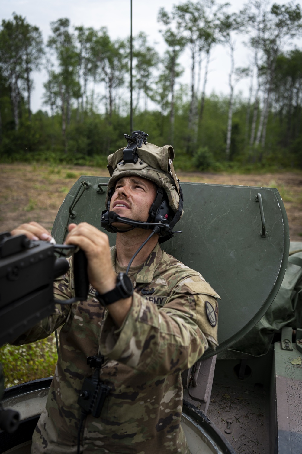 West Virginia Army National Guard 201st Field Artillery Regiment canon crew at Northern Strike 21