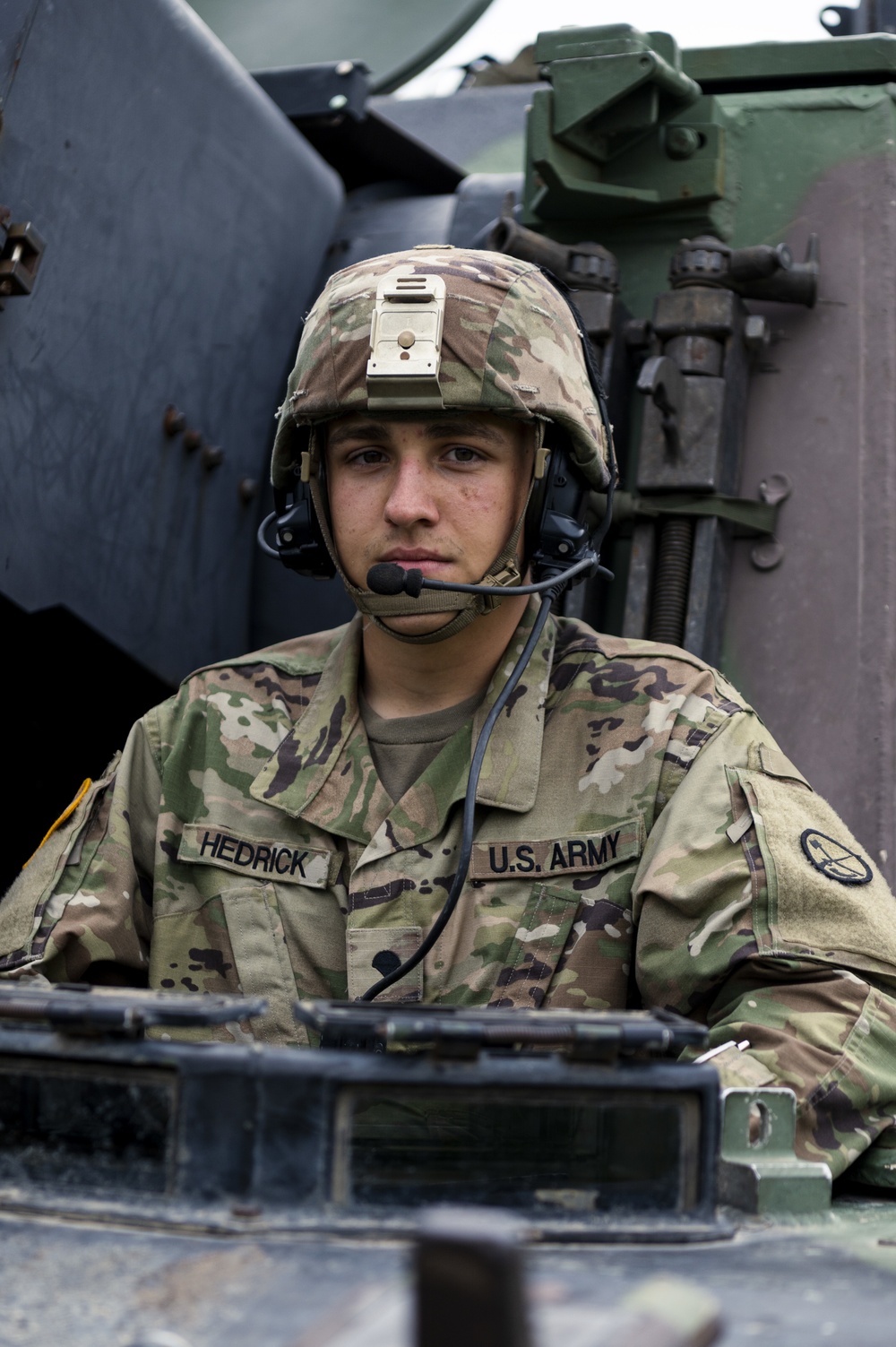 West Virginia Army National Guard 201st Field Artillery Regiment canon crew at Northern Strike 21