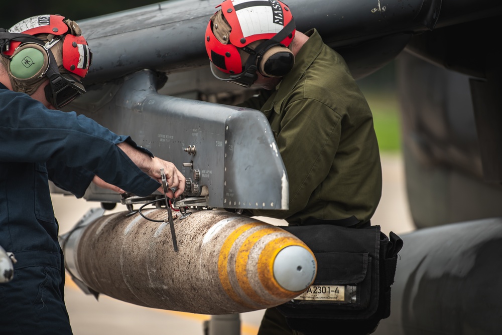 USMC Harrier ordinance offload