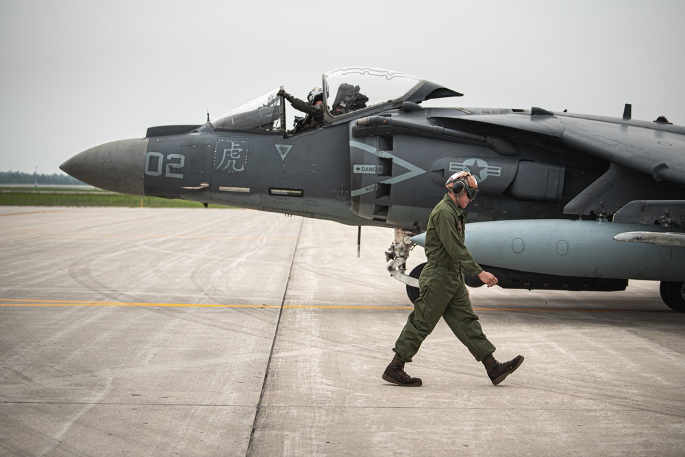 USMC Harrier ordinance offload