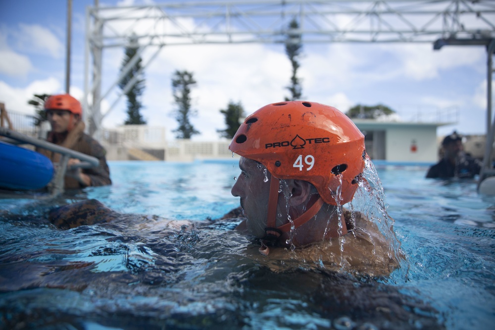 3d Recon Battalion Underwater Egress Training