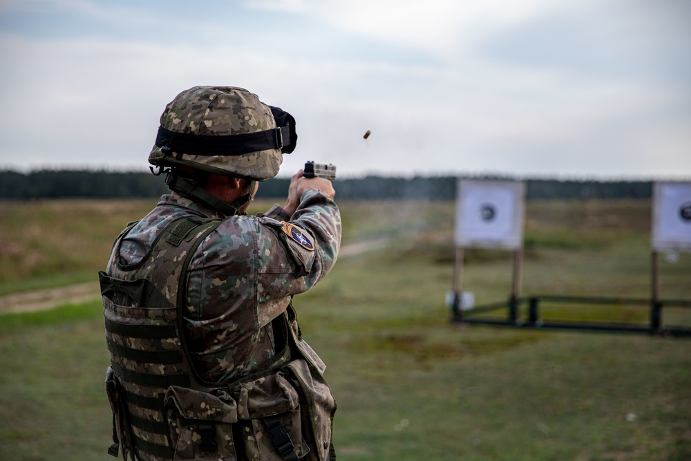 Battle Group Poland conducts Croatian small arms range