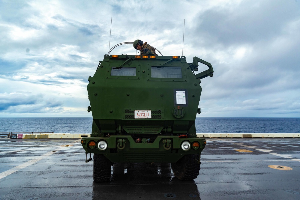 31st MEU Conducts HIMARS Training