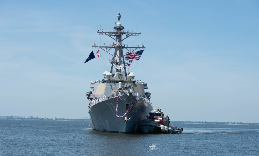 USS Mahan returns to Homeport after Deployment