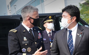 Japanese State Minister of Defense Nakayama visits U.S. Cyber Command