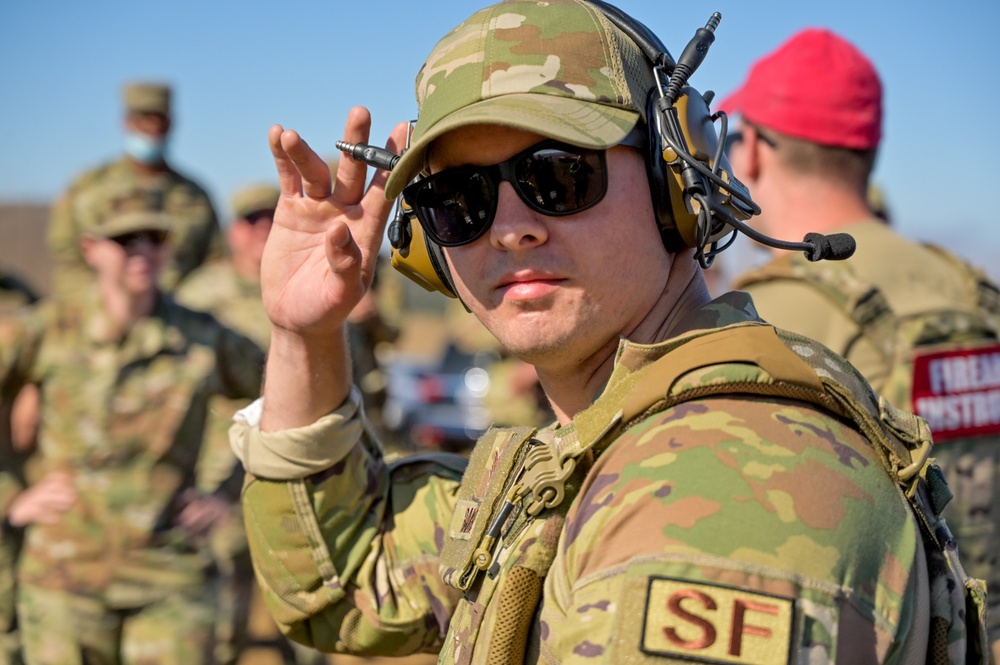 Illinois Air National Guard, 126th Security Forces Qualify With Heavy Machine Guns