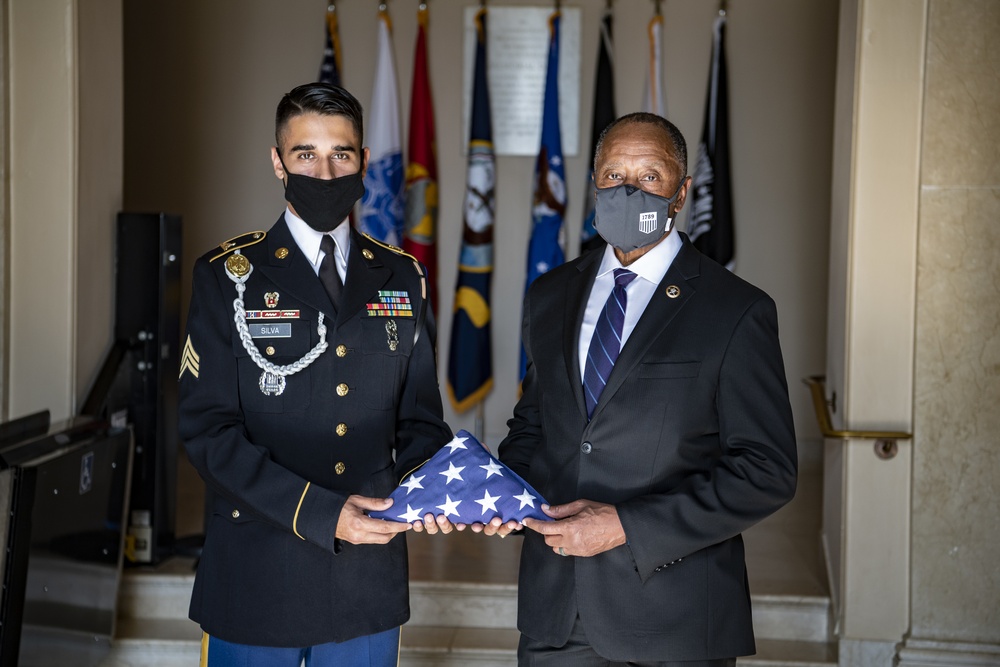 U.S. Marshals Service Director Donald W. Washington Participates in a Public Wreath-Laying Ceremony at the Tomb of the Unknown Soldier