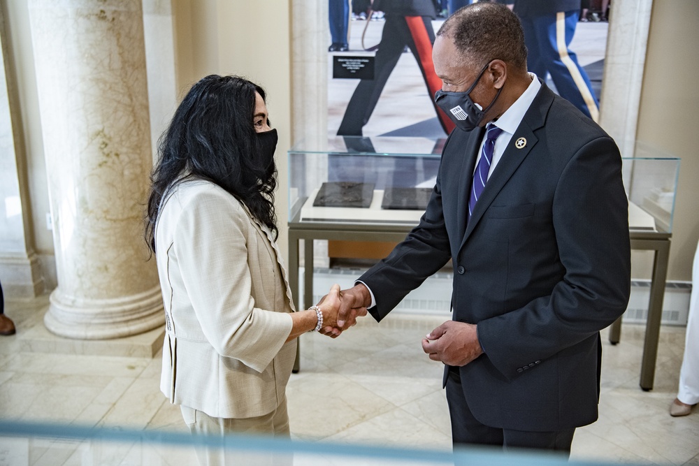 U.S. Marshals Service Director Donald W. Washington Participates in a Public Wreath-Laying Ceremony at the Tomb of the Unknown Soldier