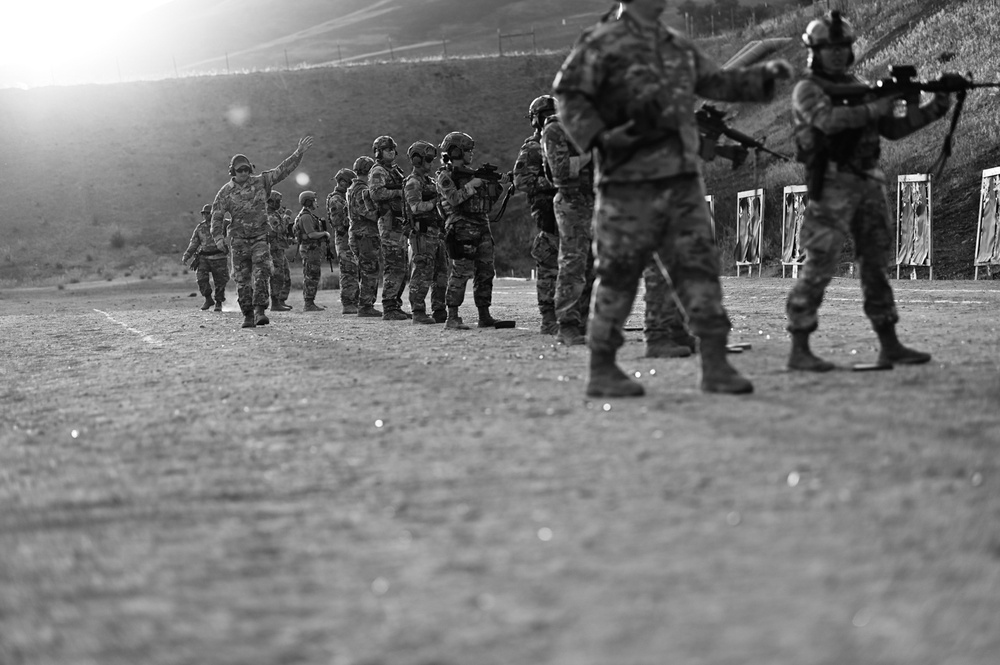 Illinois Air National Guard, 126th Security Forces Squadron Train at Camp San Luis Obispo, California