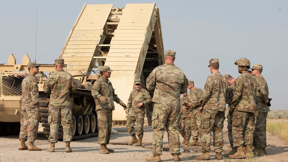 Bridging the gap through training sessions
