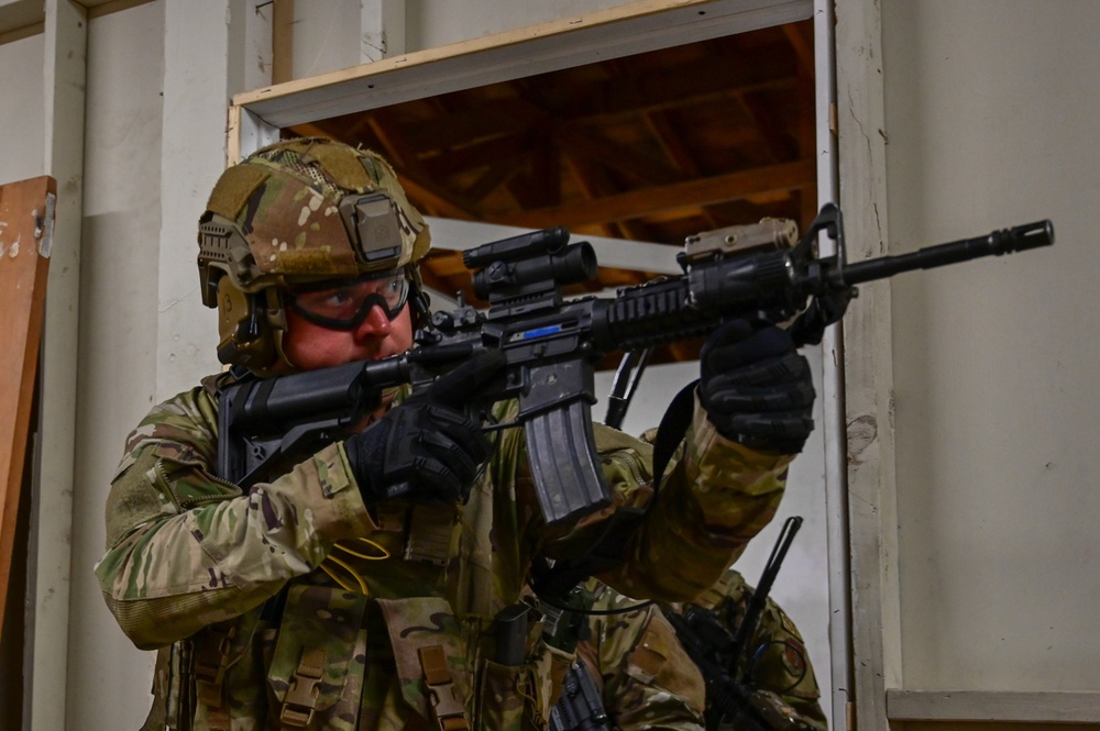 Illinois Air National Guard, 126th Security Forces Squadron Train at Camp San Luis Obispo, California