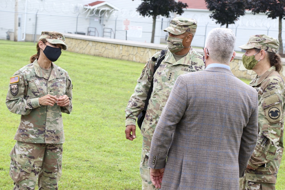 Senior Leaders Visit Fort McCoy